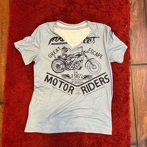 Small boutique shirt